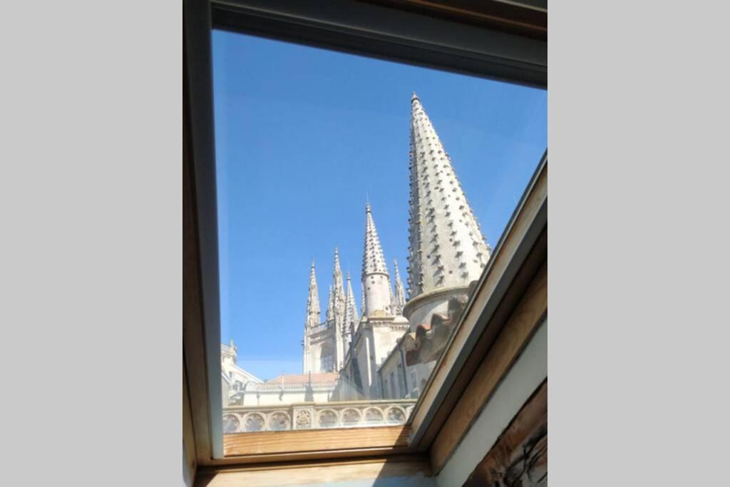 Burgo Buhardilla Con Vistas A La Catedral 아파트 외부 사진
