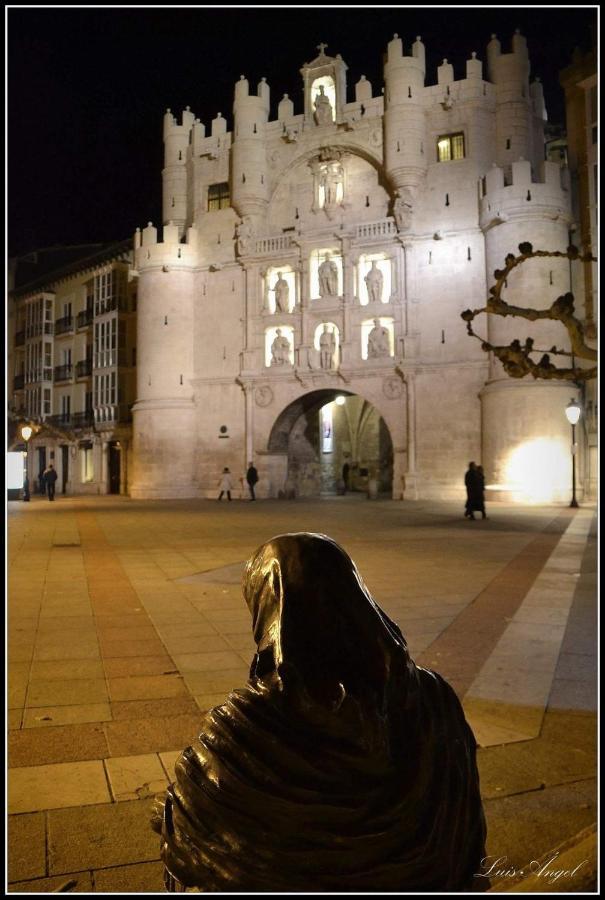 Burgo Buhardilla Con Vistas A La Catedral 아파트 외부 사진